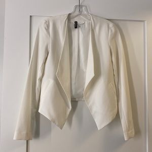 H&M white blazer, size 2, excellent condition!